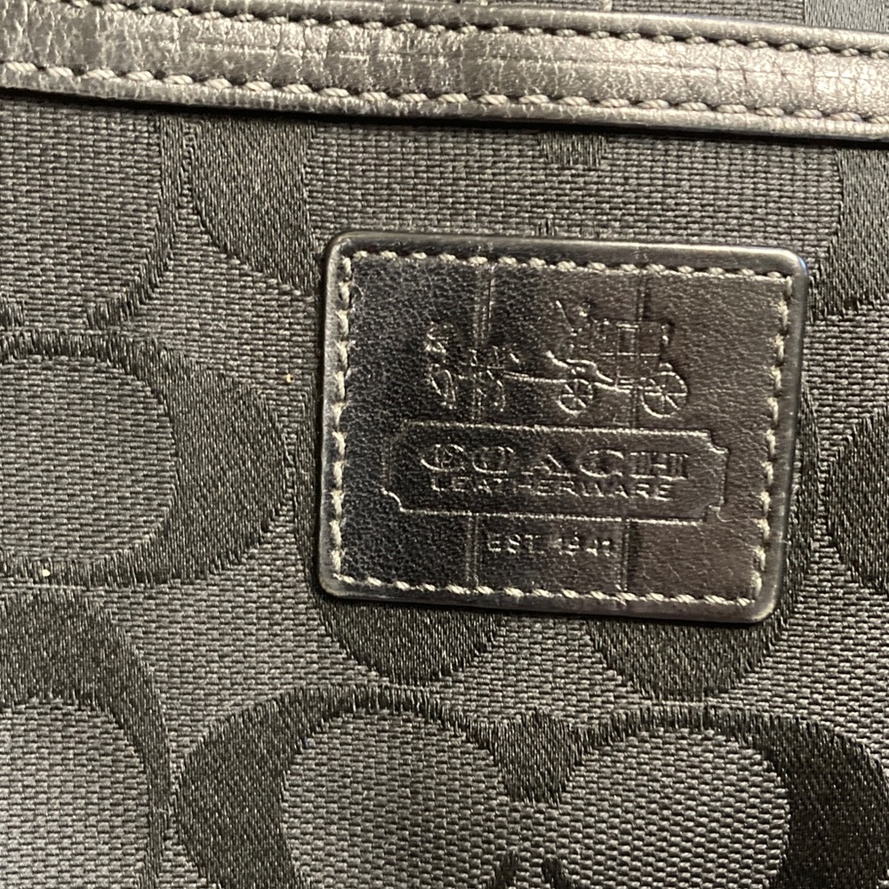 Coach Signature Black Crossbody Vintage Bag - Picture 2 of 7